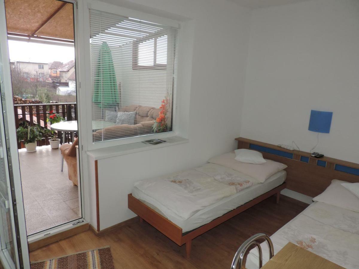 Privat Alfa Lägenhet Hrabušice Exteriör bild